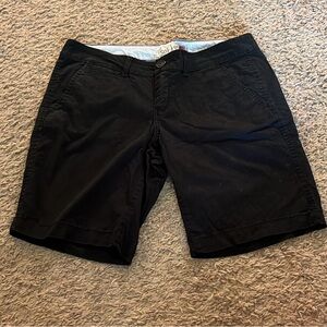 SO Women's Black Bermuda Shorts Size 9 Juniors 🌺
